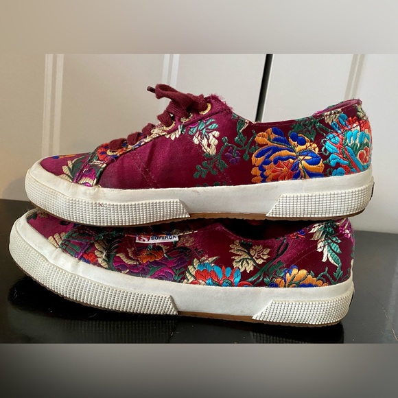 SUPERGA Burgundy satin embroidered sneakers.  Size 8 - Picture 5 of 9